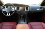Dodge Charger 2011 года